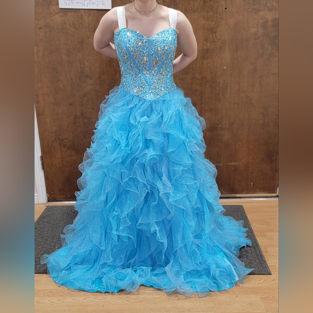 Quinceanera Ball Gown Dress!